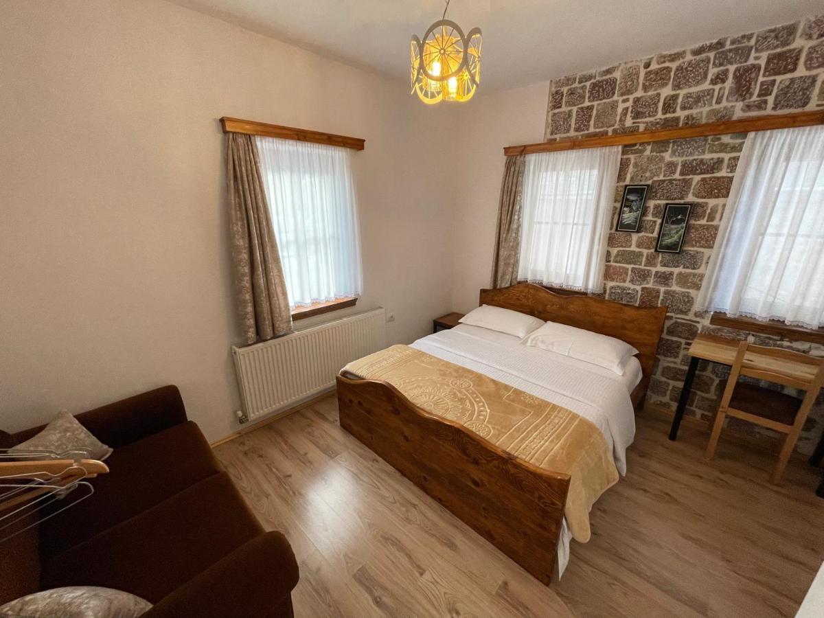 Bujtina Liana Voskopoje Hotel Ngoại thất bức ảnh