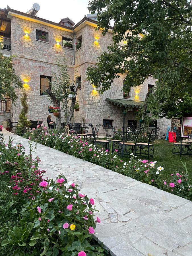 Bujtina Liana Voskopoje Hotel Ngoại thất bức ảnh
